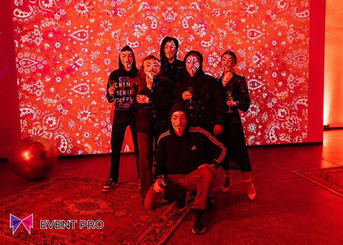 RED BUKHARA